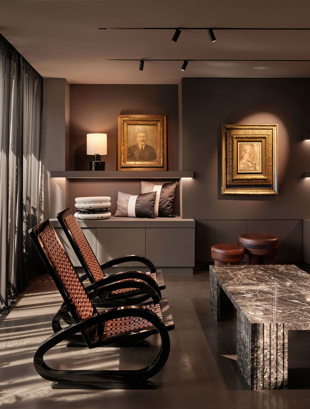 PARMA ARMCHAIR - LACQUERED