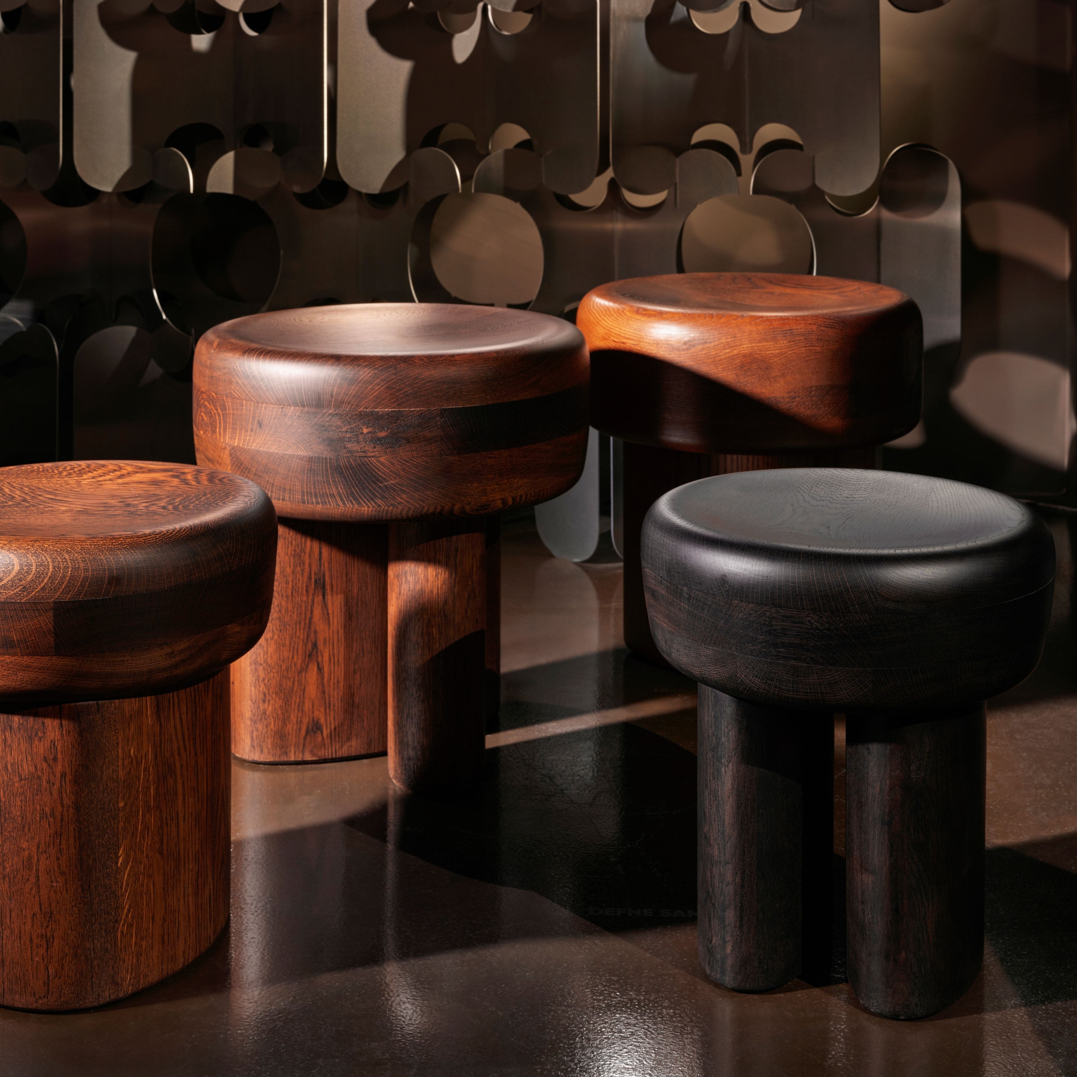 NAIROBI STOOL - SIZE L