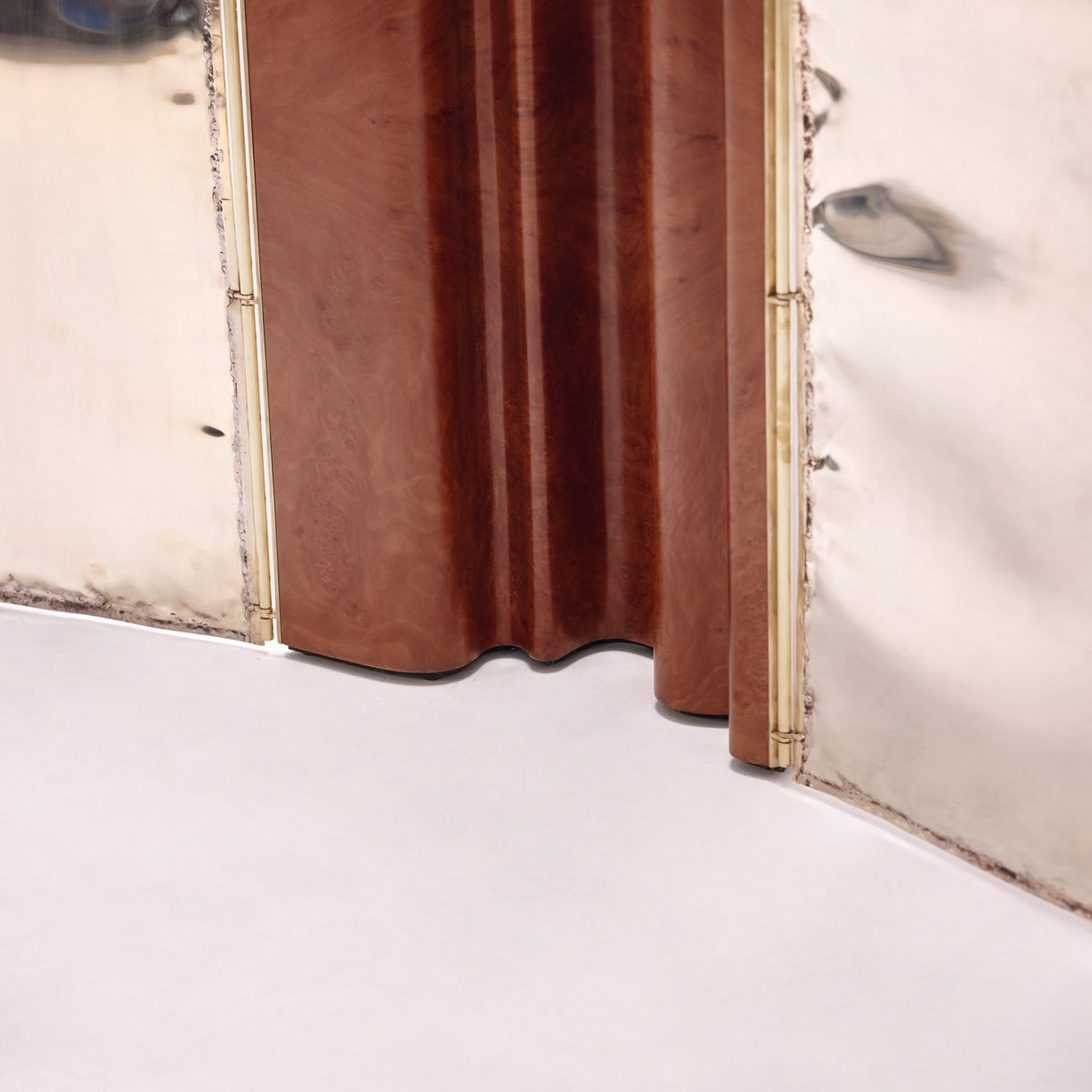 VEIL SCREEN