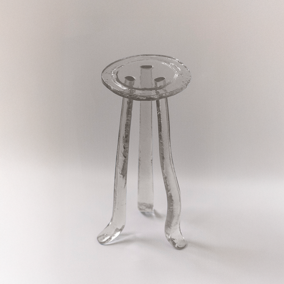 LUNG 1.O TRANSPARENT SIDE TABLE