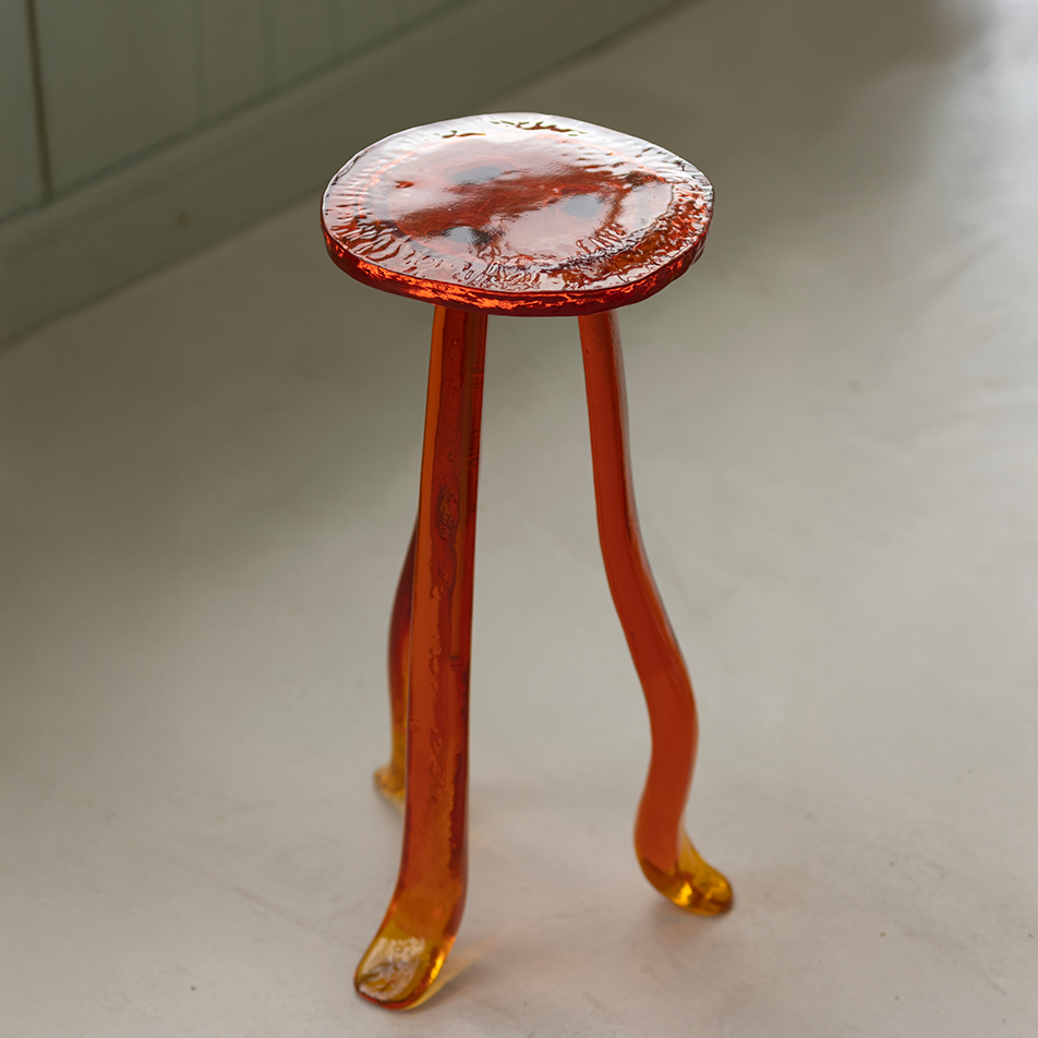 LUNG 1.0 AMBER SIDE TABLE