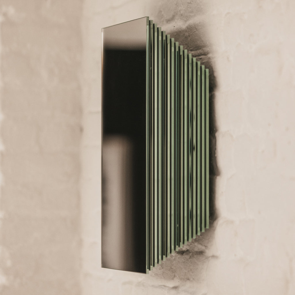 STRATA MIRROR