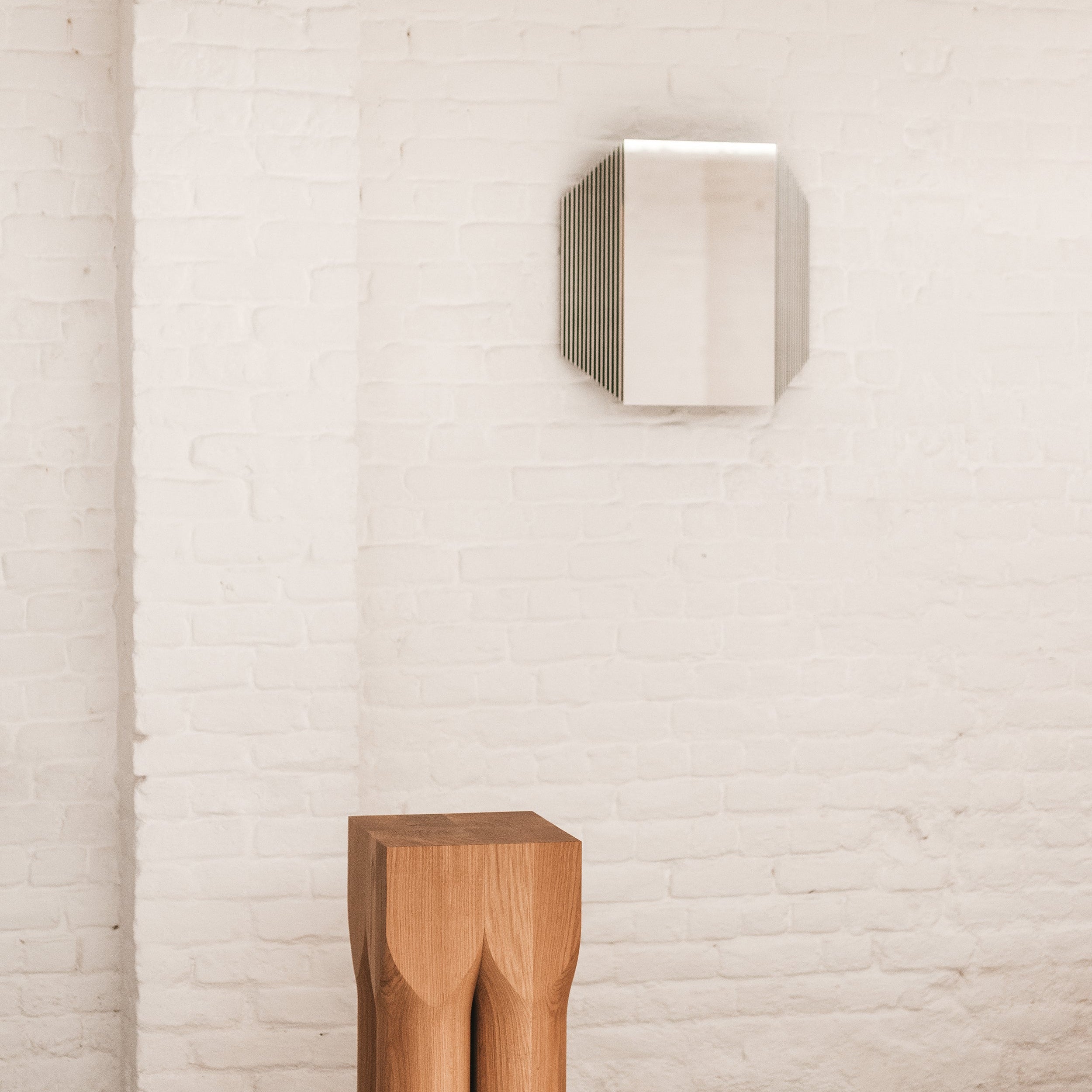 STRATA MIRROR