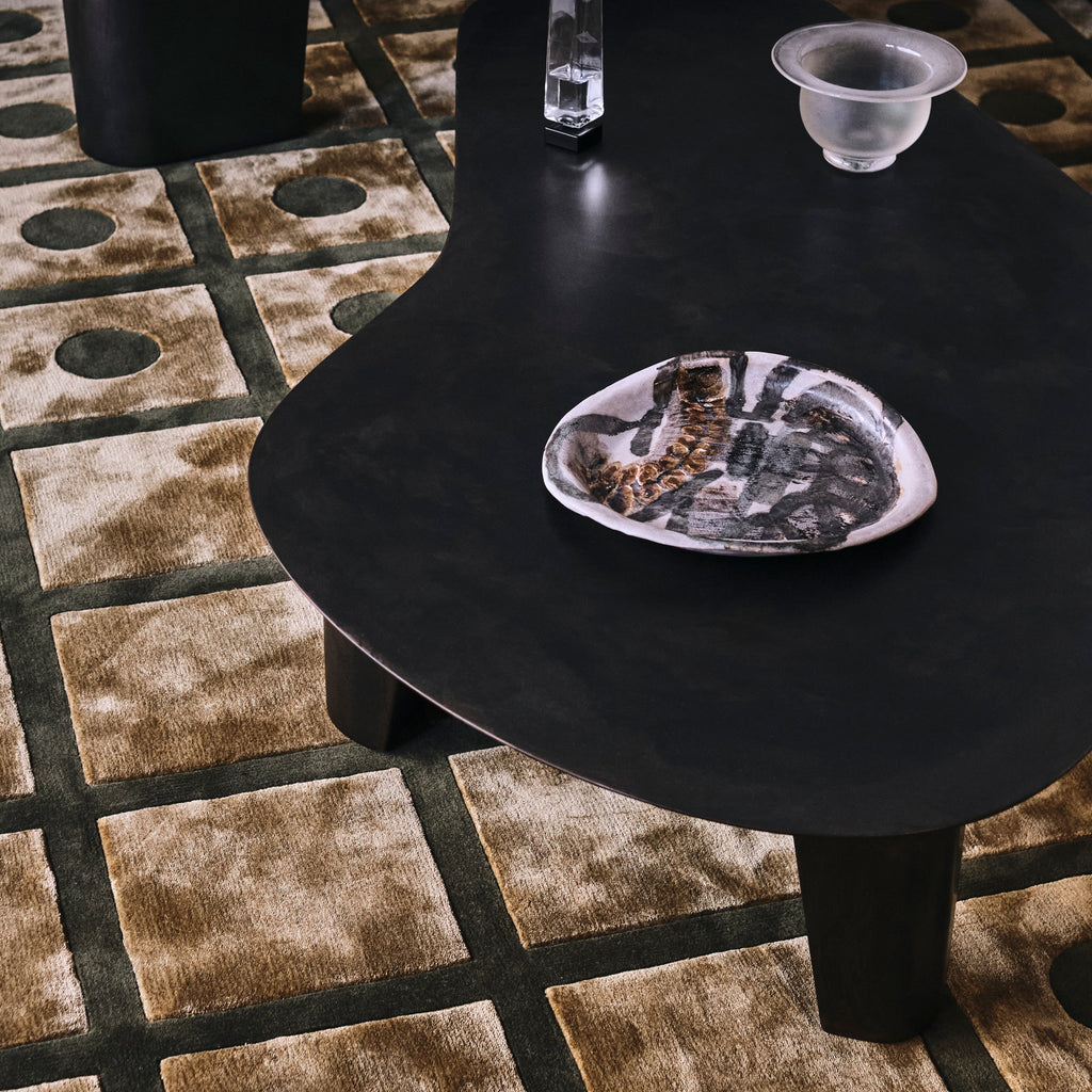 PARIS TABLE