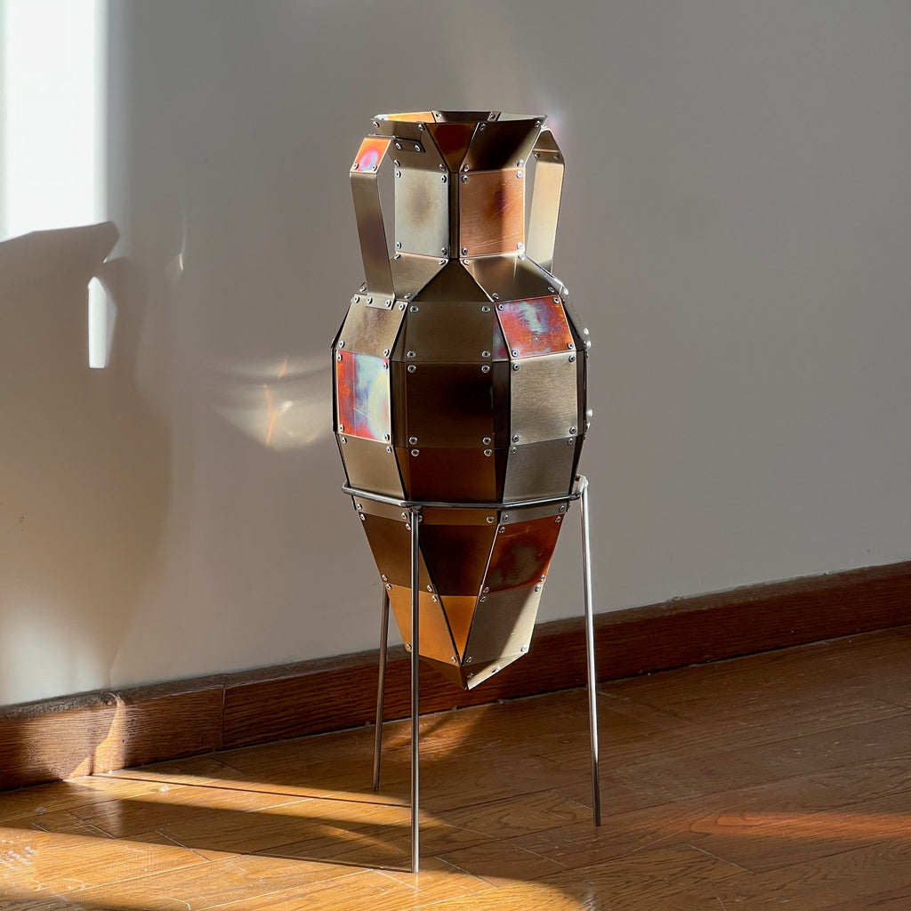 AMPHORA 10
