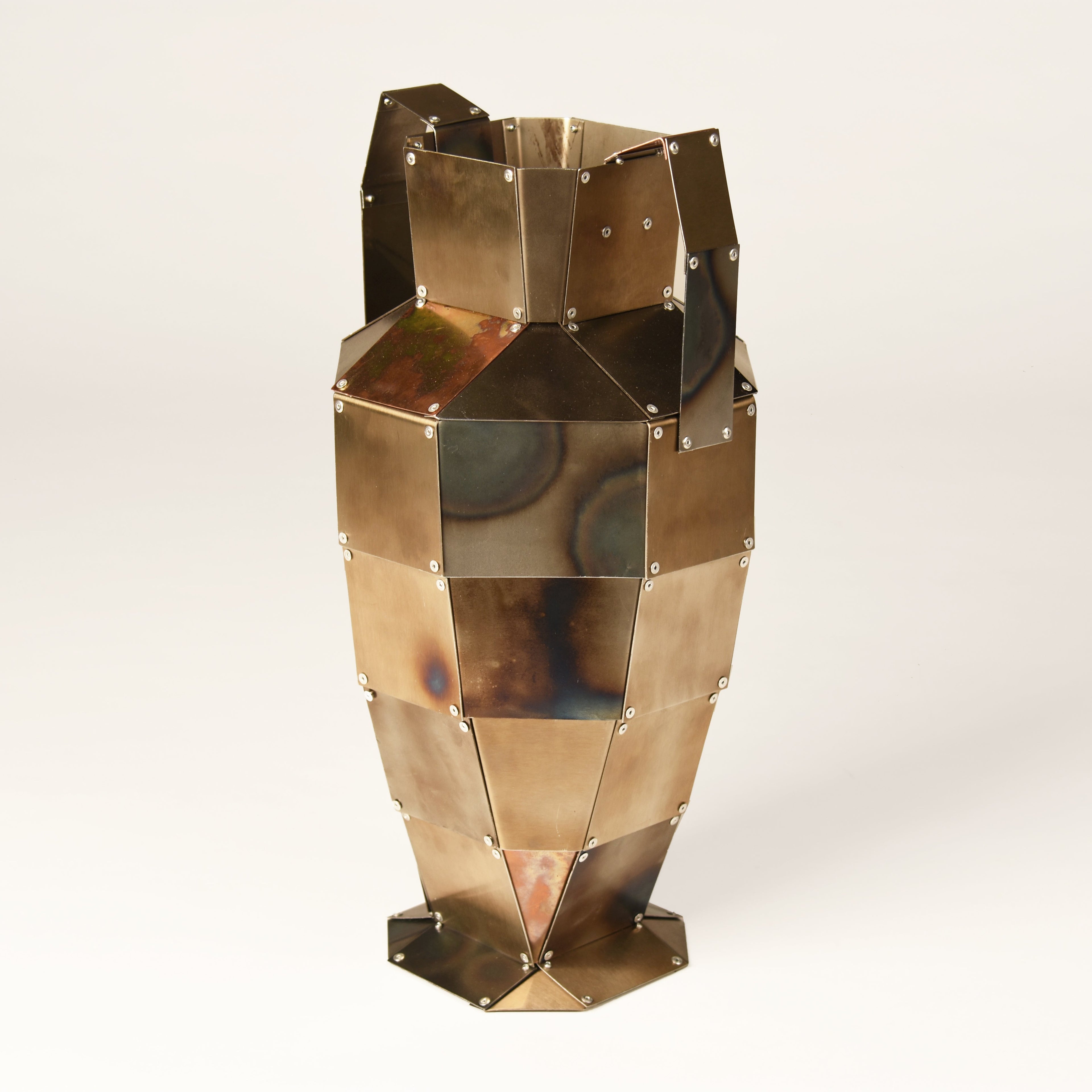 AMPHORA 01
