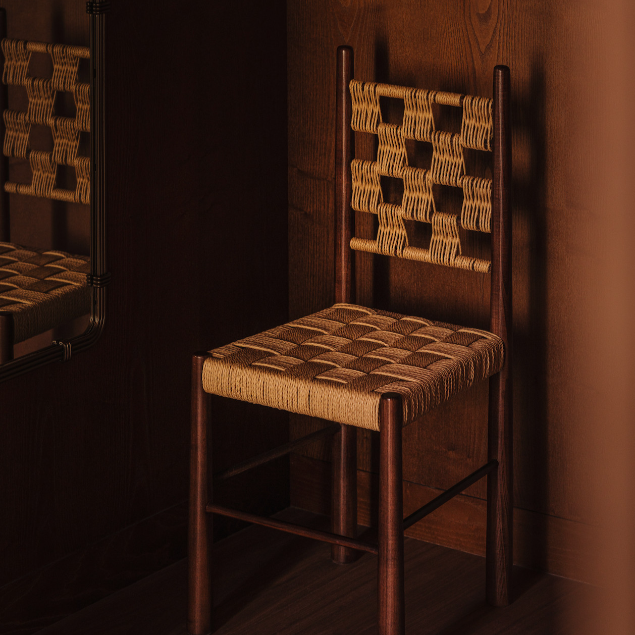 CHECK CHAIR