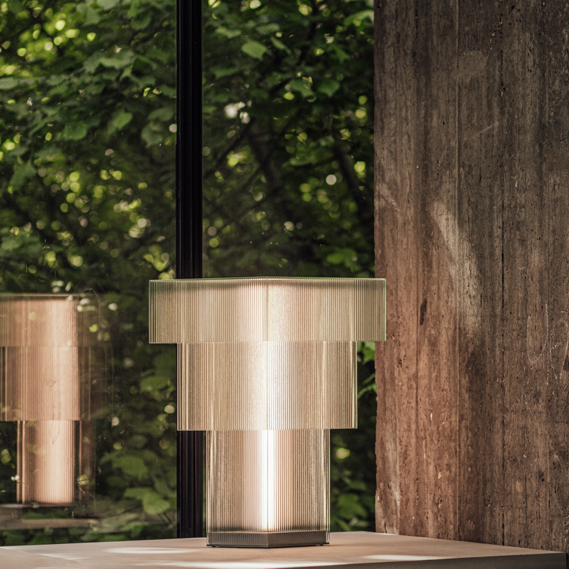 SHROUD TABLE LAMP