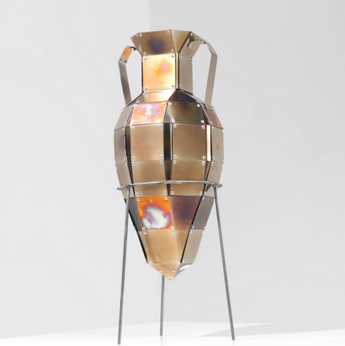 AMPHORA 10