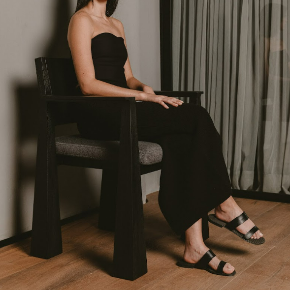 BRU DINING CHAIR WITH ARMS