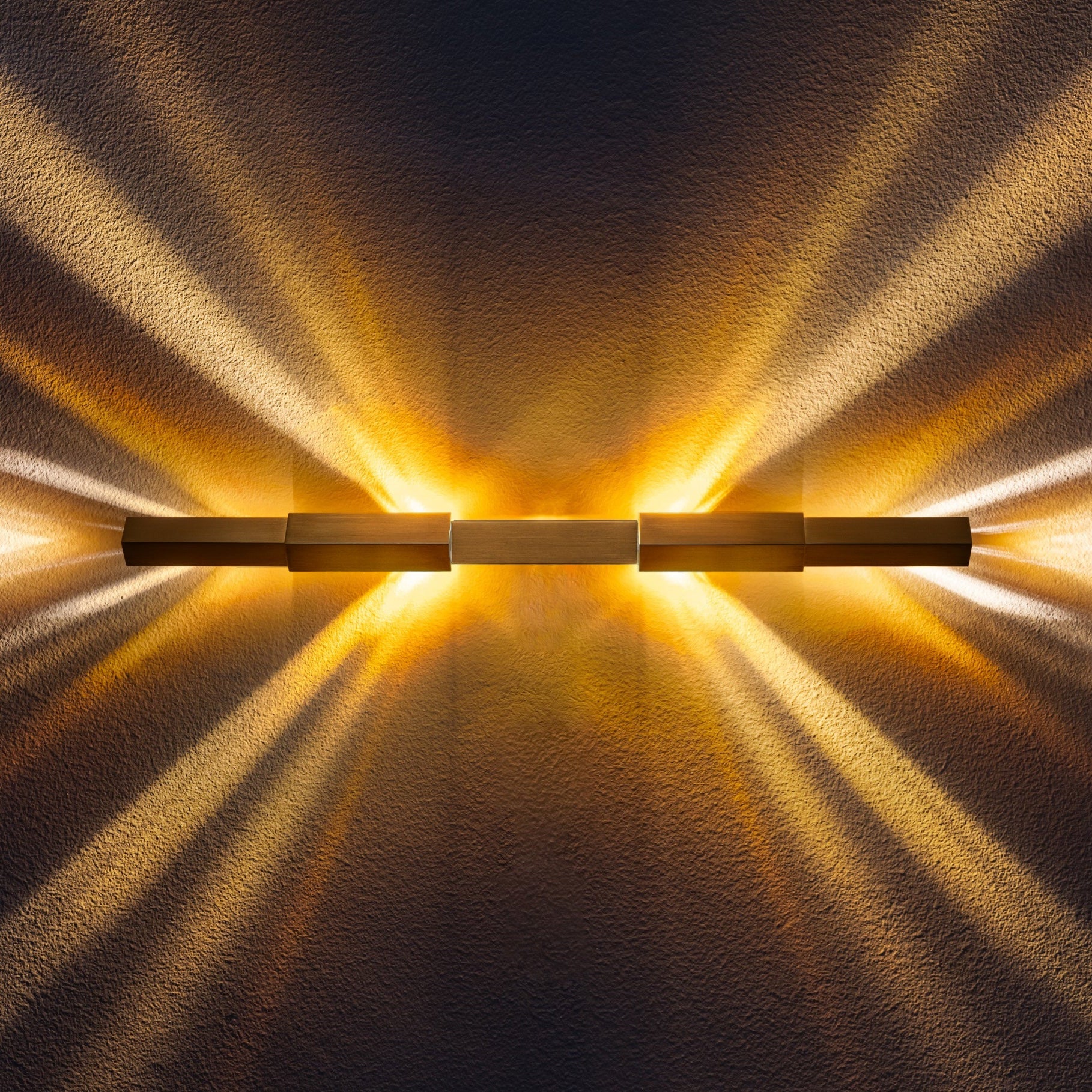 TETRA HORIZON WALL LIGHT