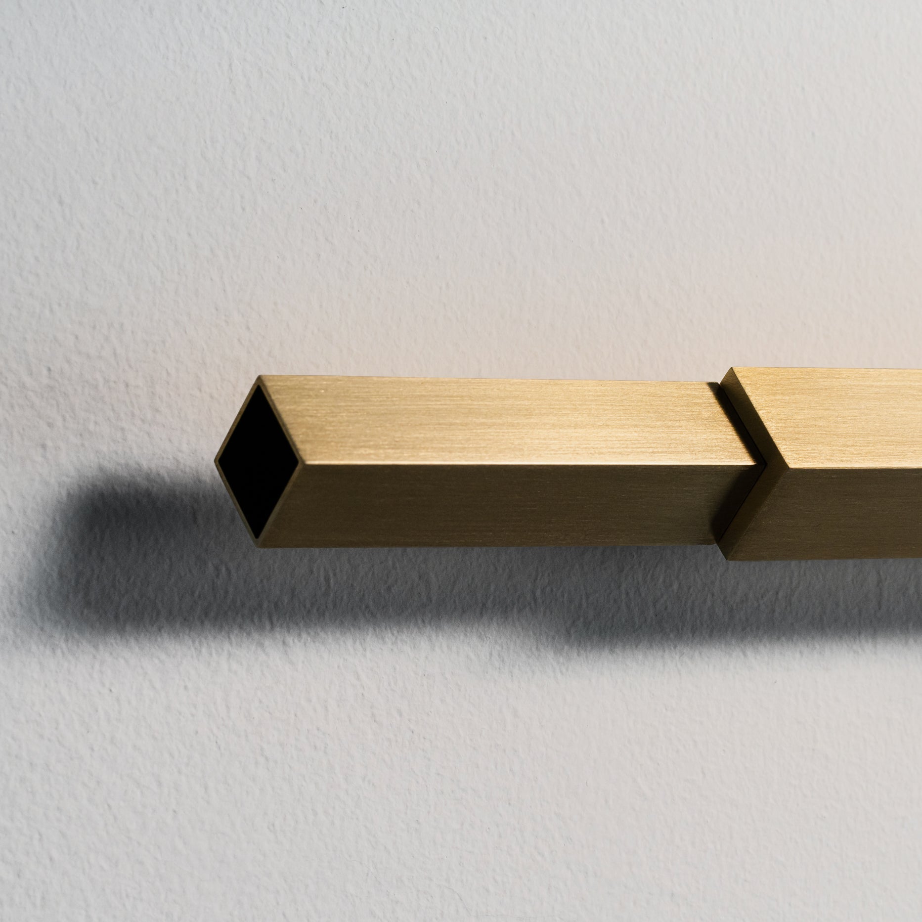 TETRA HORIZON WALL LIGHT