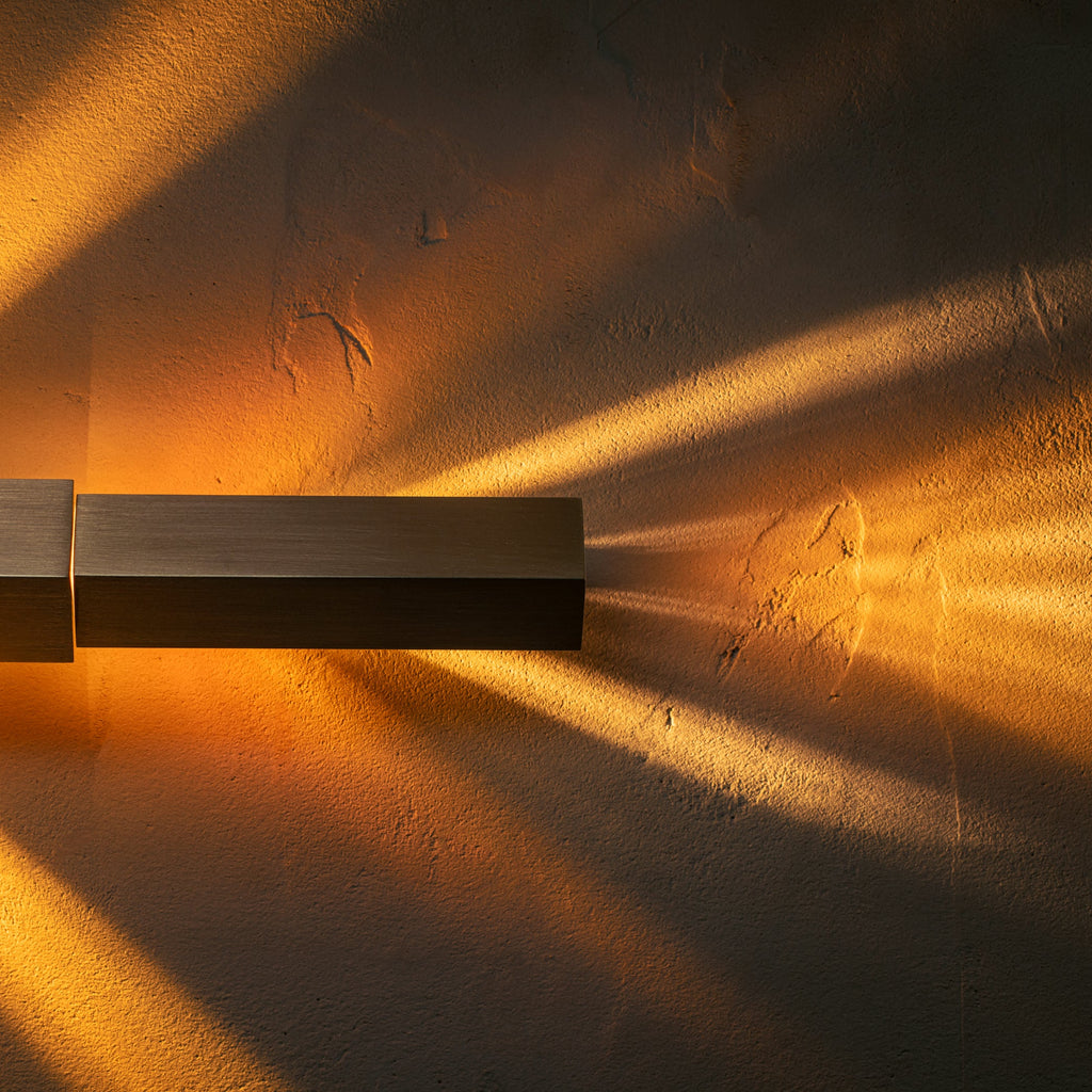 TETRA HORIZON WALL LIGHT