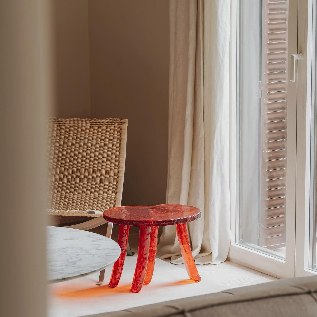 LUNG 2.0 AMBAR SIDE TABLE