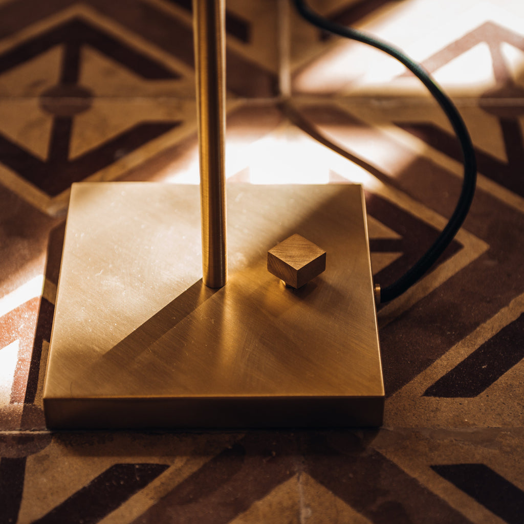 OCTA TABLE LAMP