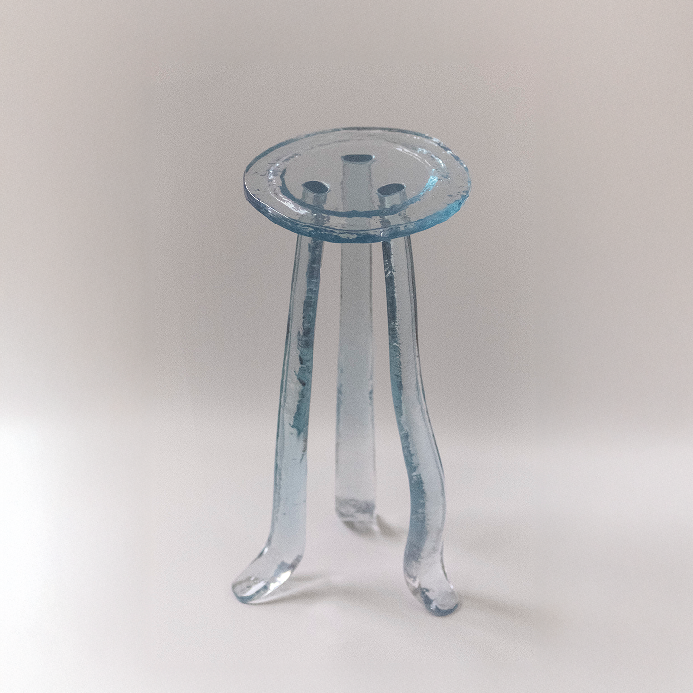 LUNG 1.0 LIGHT BLUE SIDE TABLE
