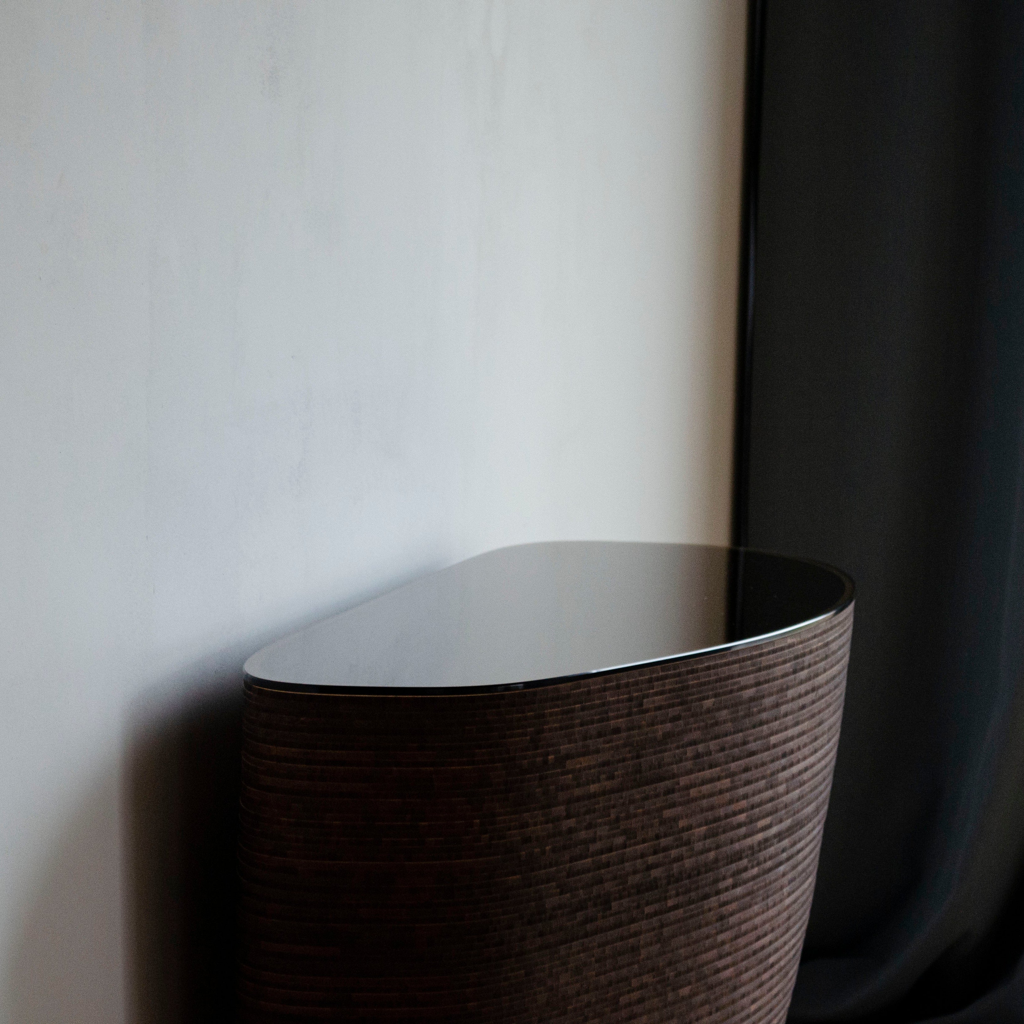 STRATUM SAXUM CONSOLE