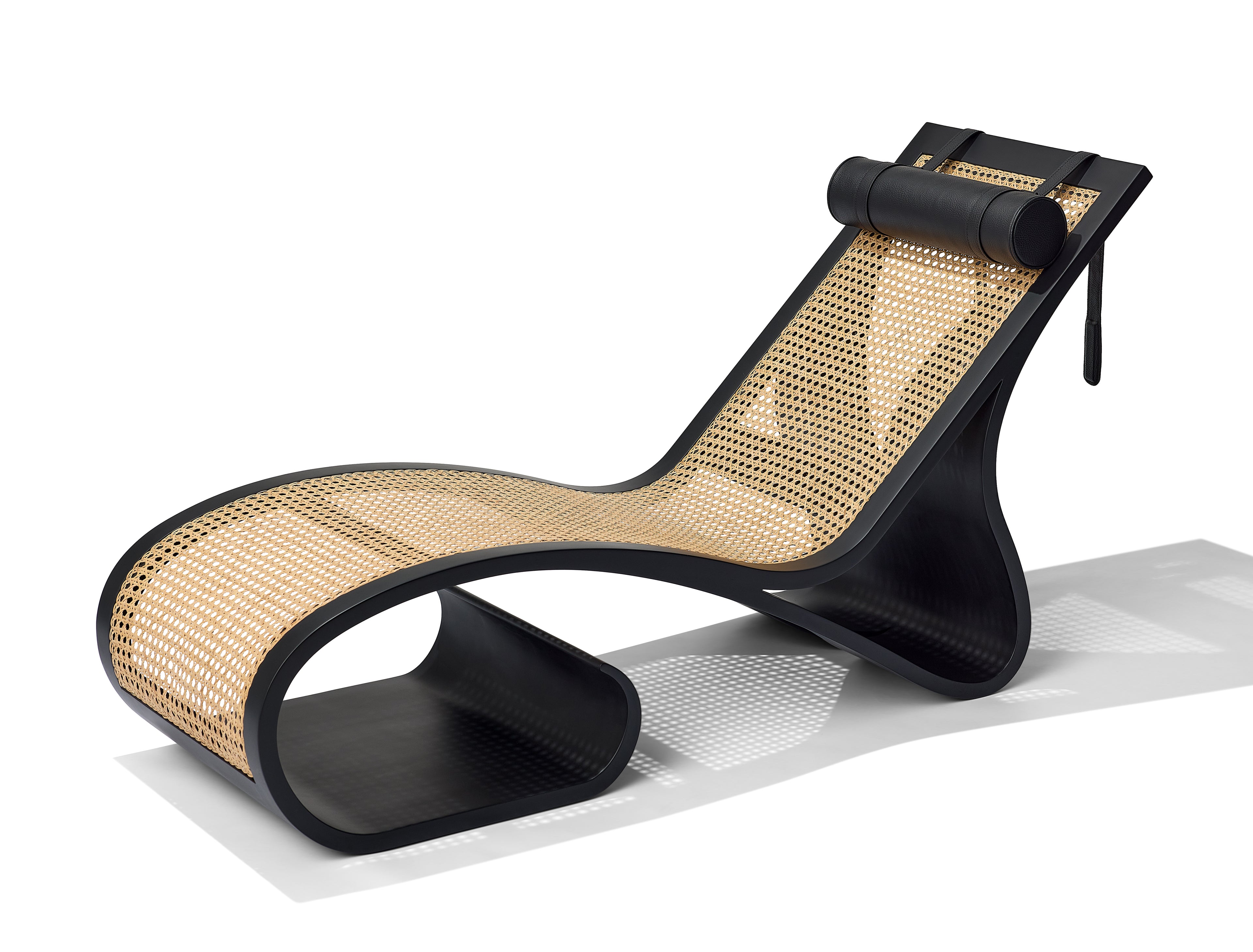 ISTANBUL LOUNGE CHAIR