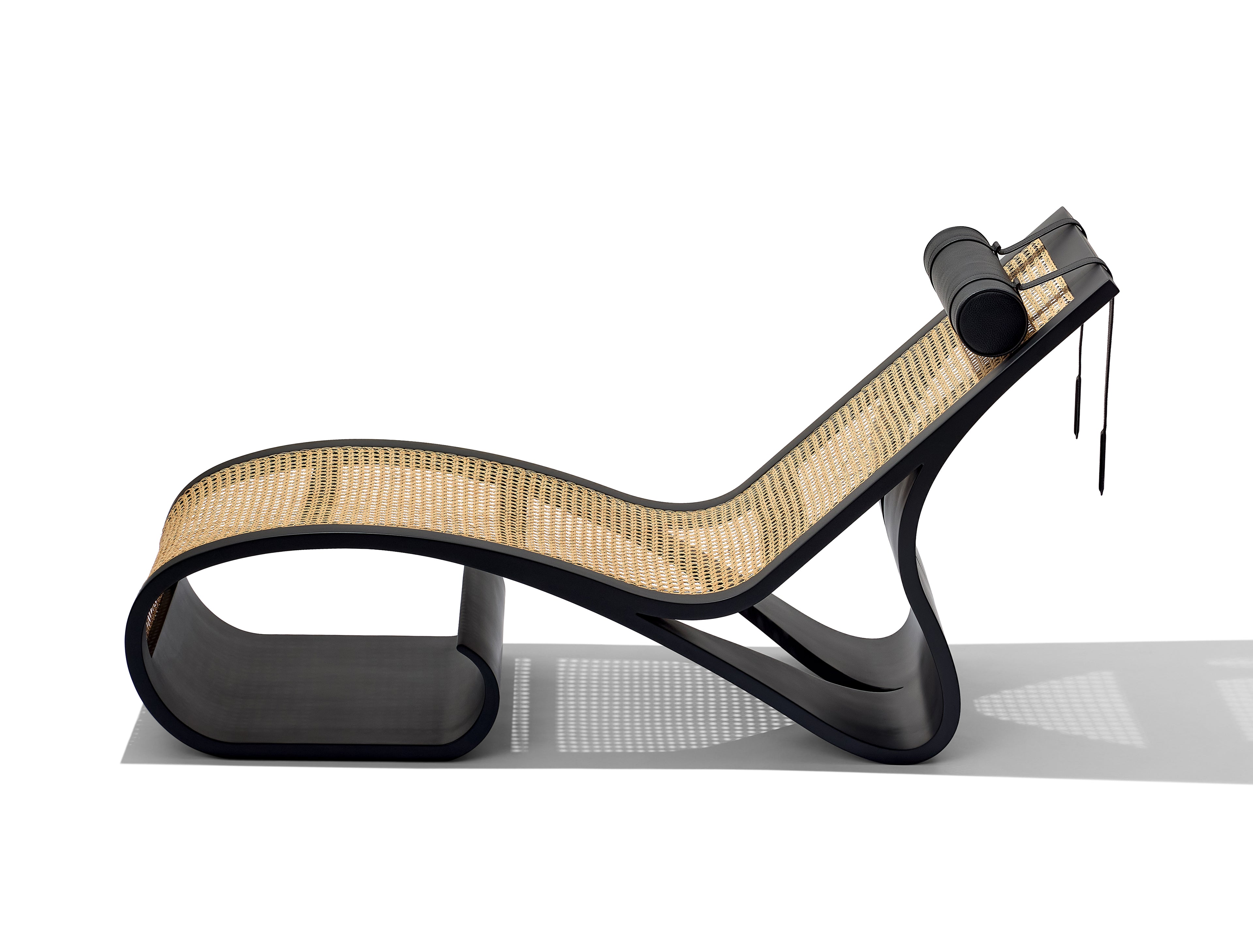 ISTANBUL LOUNGE CHAIR