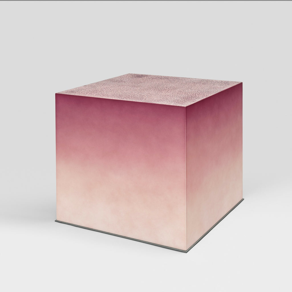 COMETE II PEDESTAL TABLE