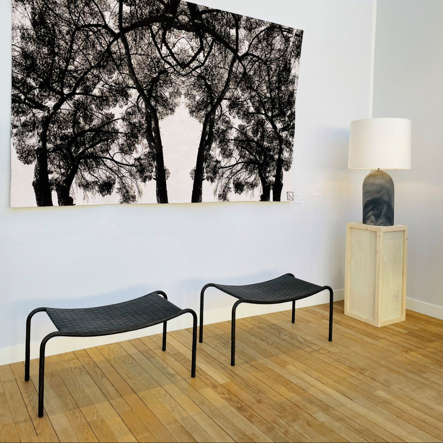 NEGUS STOOL