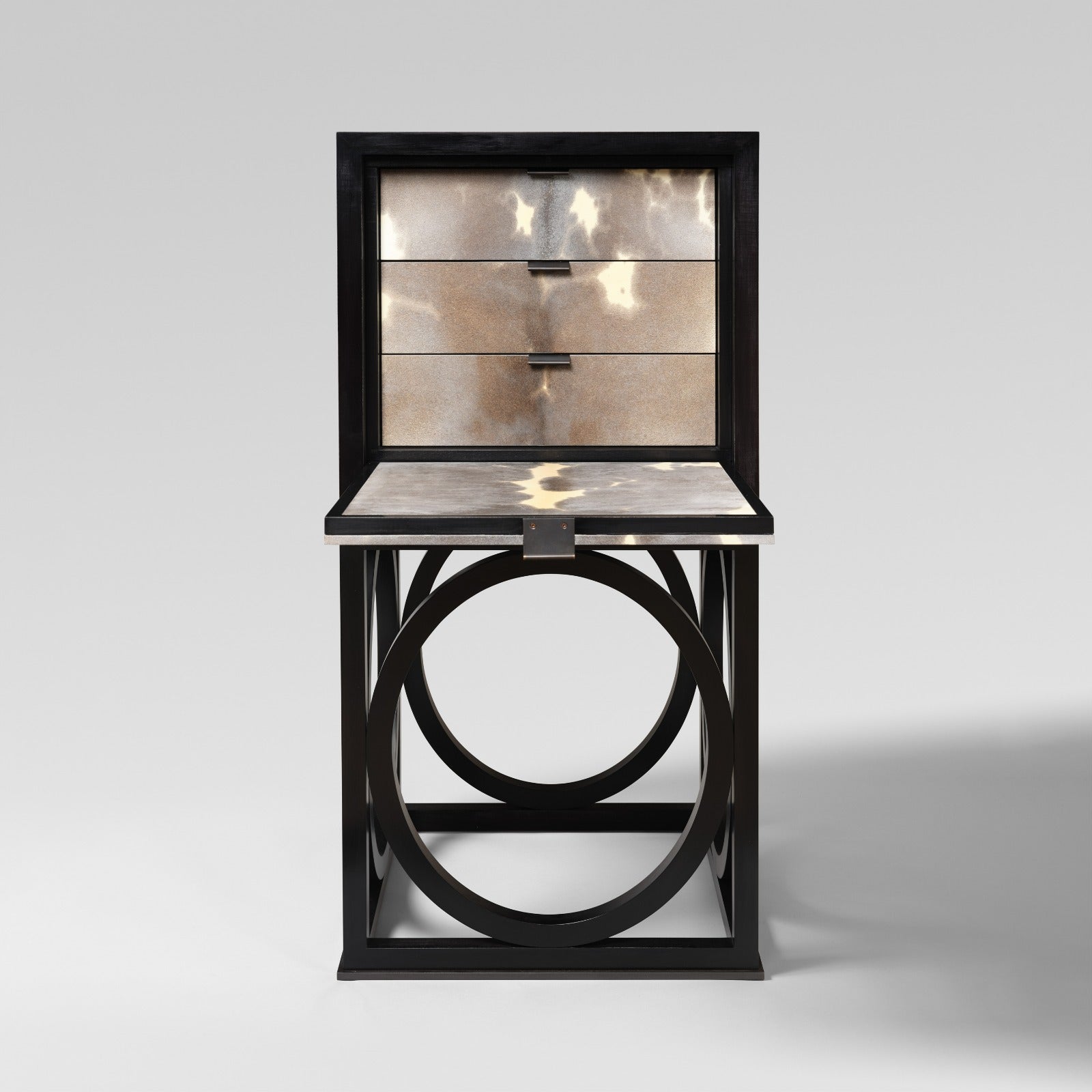 ORAGE III CABINET