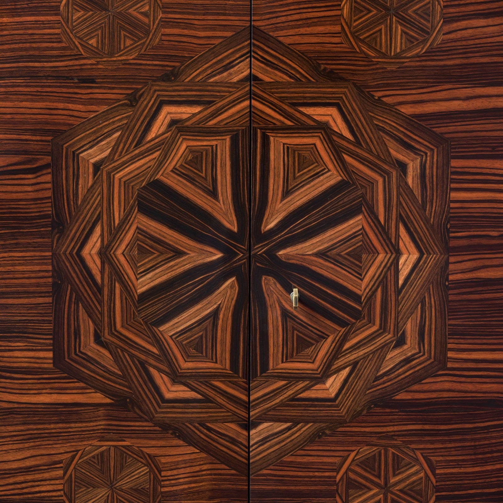 SINAN CABINET