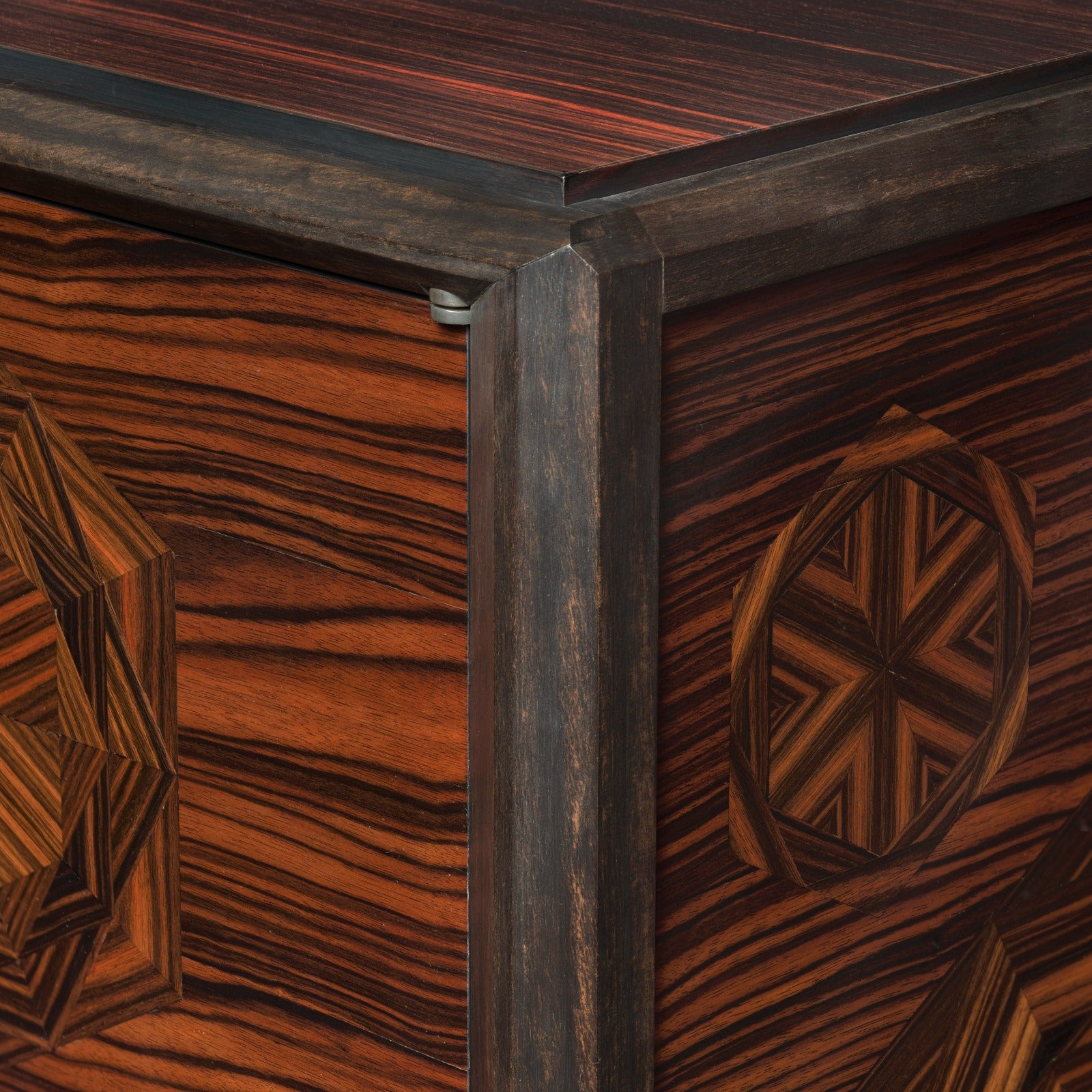 SINAN CABINET