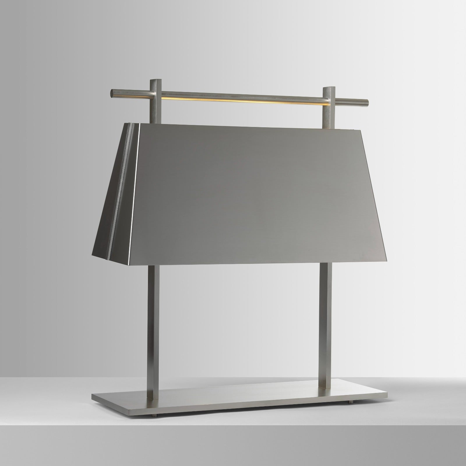 TYR LAMP