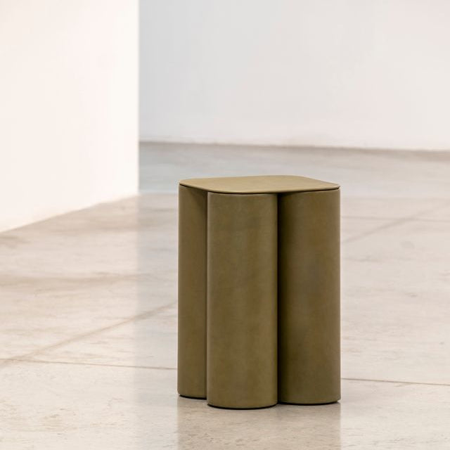 SILOS SMALL SIDE TABLE LEATHER TOP OLIVE GREEN