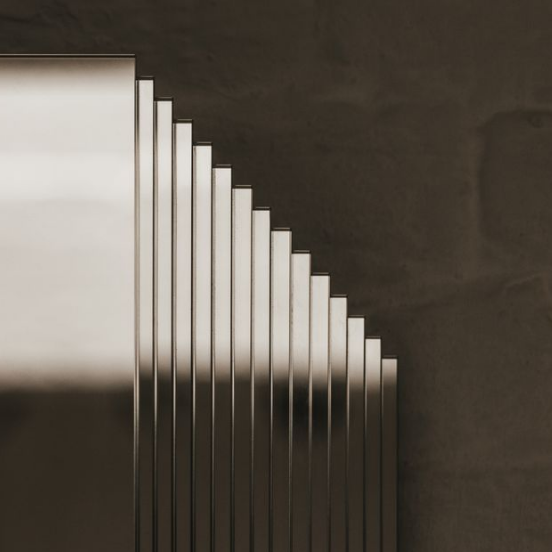 STRATA MIRROR