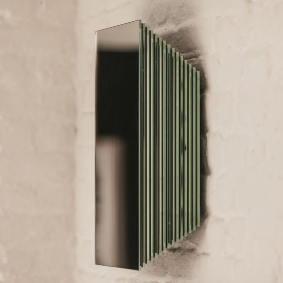 STRATA MIRROR