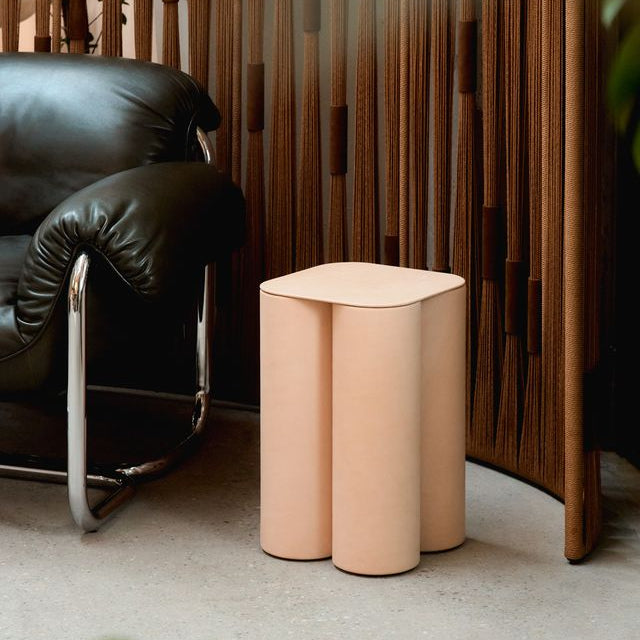 SILOS SMALL NUDE SIDE TABLE LEATHER TOP