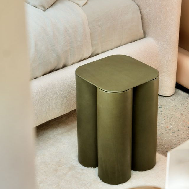 SILOS SMALL SIDE TABLE LEATHER TOP OLIVE GREEN